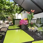 Carmen Apartman
