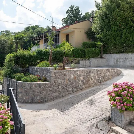 Apartman Carmen